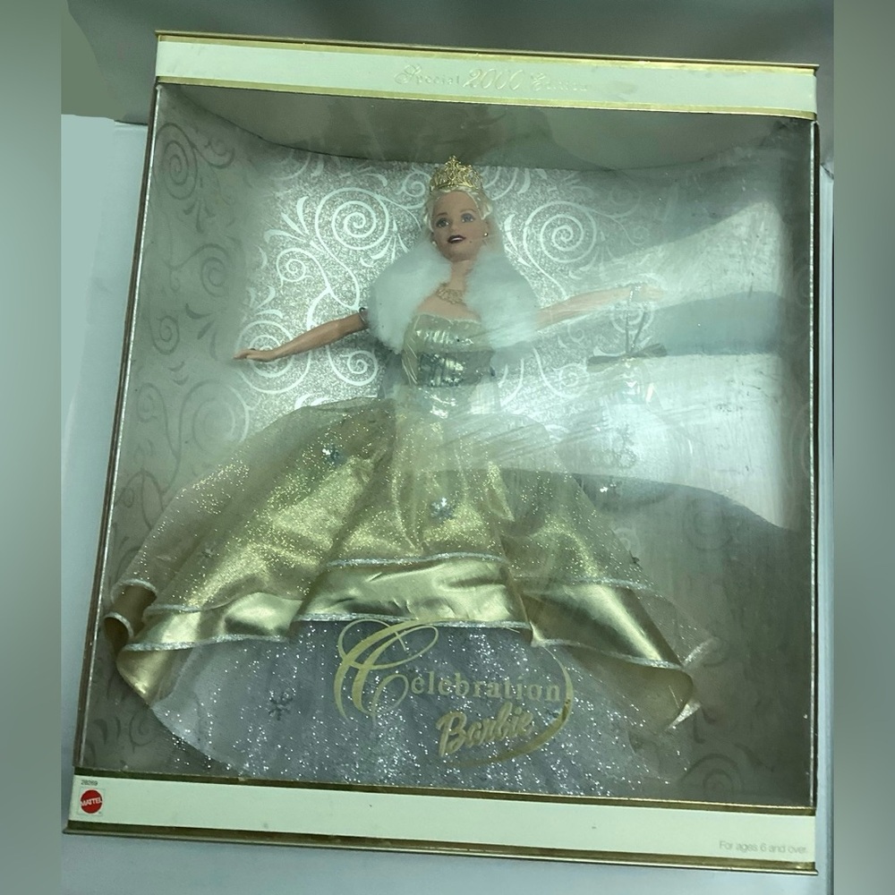 Holiday Celebration 2000 Barbie Special Edition Doll Mattel 28269